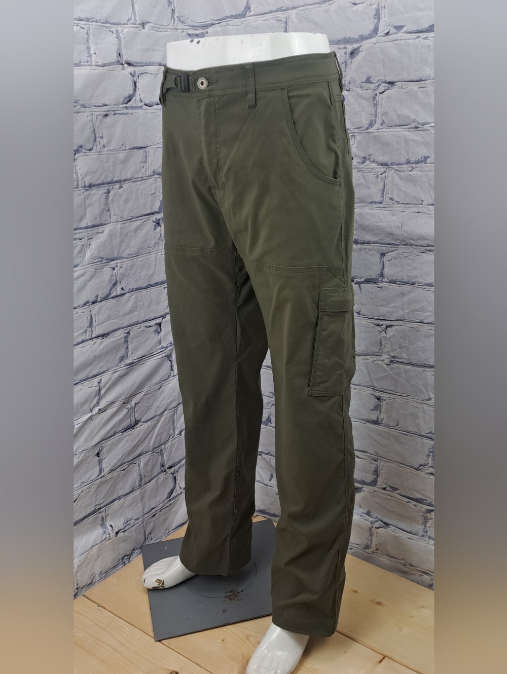 Prana Men's Cargo Pants Belted Roll Leg Ventilated Nylon Green Hiking 36x32